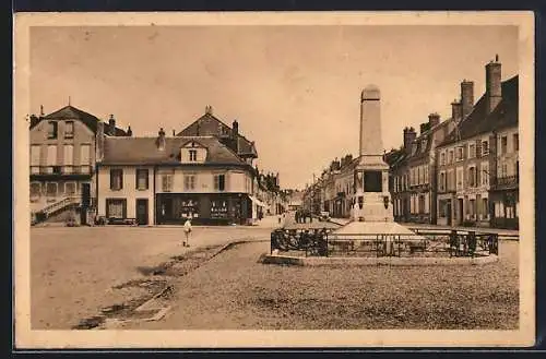 AK Villeneuve-l`Archevêque, Rue de la République, Place et Monument
