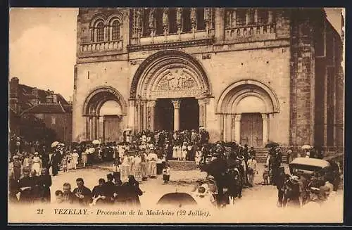 AK Vézelay, Procession de la Madeleine, 22 Juillet