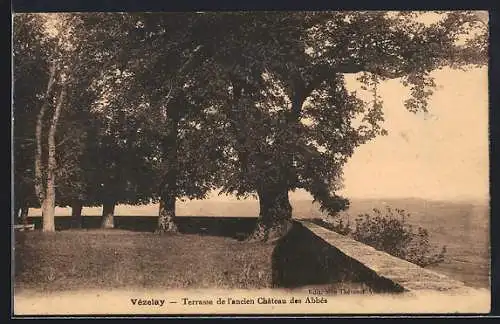 AK Vézelay, Terrasse de l`ancien Château des Abbés