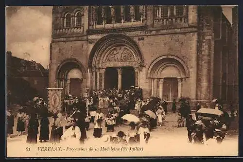 AK Vézelay, Procession de la Madeleine, 22 Juillet
