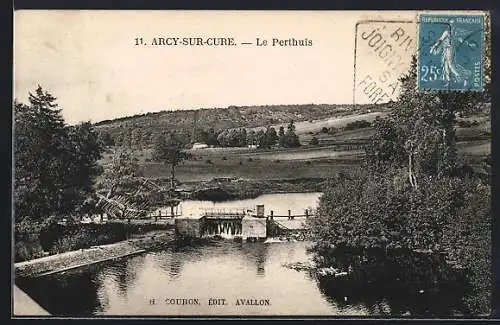 AK Arcy-sur-Cure, Le Perthuis et la campagne environnante