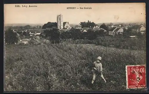 AK Appoigny, Vue Générale avec un enfant jouant dans un champ devant le village