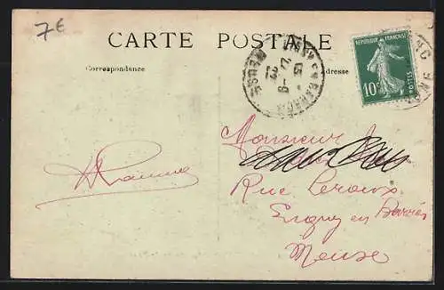 AK Ancy-le-Franc, La Route de Cussy avec deux passants et des arbres alignés