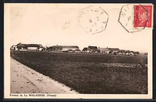 AK Mailly-le-Château, Fermes de La Malassise