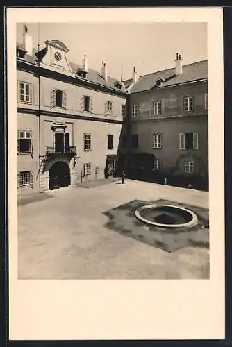 AK Hubertendorf, Bäuerliches Volksbildungsheim, Innenhof