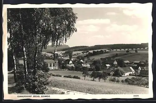 AK Cunnersdorf / Königstein, Ortspartie mit Kirche