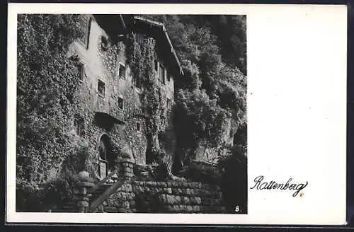 AK Rattenberg, Altes Gebäude mit Treppenaufgang