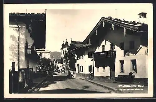 AK St. Johann in Tirol, Speckbacherstrasse mit Kirche