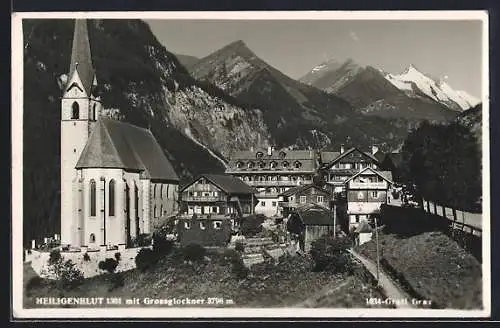 AK Heiligenblut, Ortspartie mit Kirche und Grossglockner