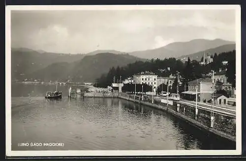 AK Luino /Lago Maggiore, Panorama mit Bergen