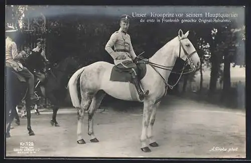 AK Unser Kronprinz vor seinem Hauptquartier