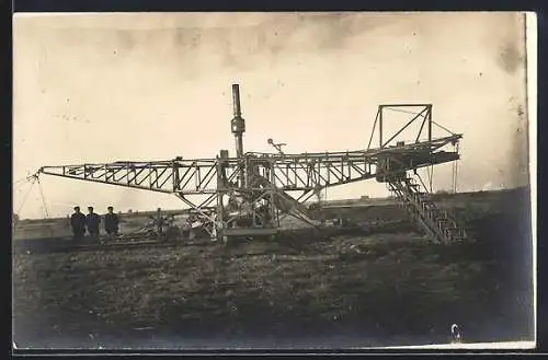 Foto-AK Torfabbau mit einer Maschine