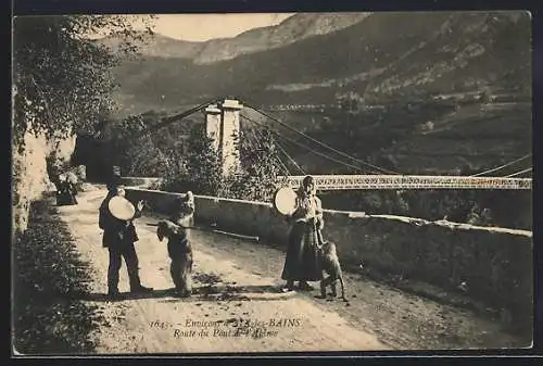 AK Aix-les-Bains, Tanzbären und dressierter Affe