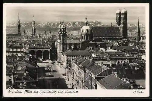 AK München, Blick auf Odeonsplatz und Altstadt