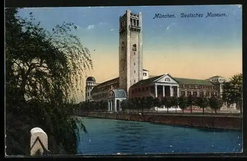 AK München, Deutsches Museum und Isar-Ufer