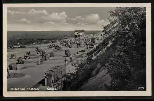 AK Koserow, Strand mit Strandkörben und Buhnen
