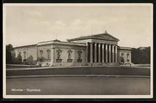 AK München, Blick auf die Glyptothek
