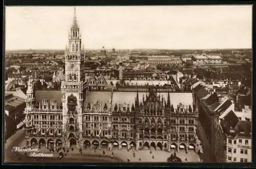 AK München, Rathaus aus der Vogelschau