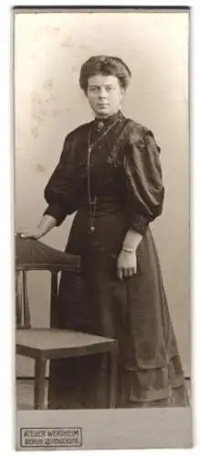Fotografie Atelier Wertheim, Berlin, Leipziger Str., Porträt einer Dame