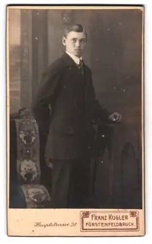Fotografie Franz Kugler, Fürstenfeldbruck, Hauptstrasse 28, Porträt eines jungen Mannes