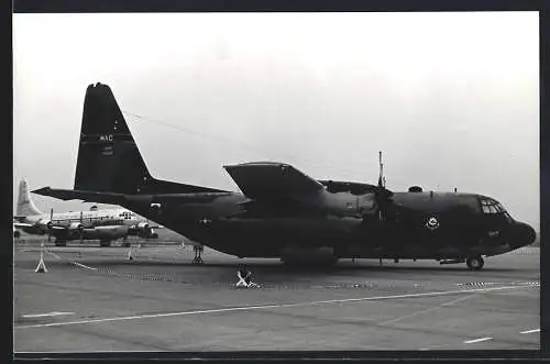 Fotografie Flugzeug Lockheed C-130 Hercules 1687 der USAF