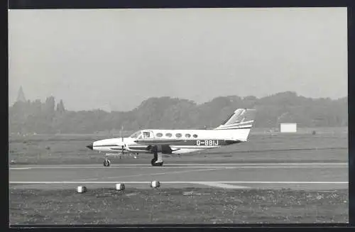Fotografie Flugzeug Cessna 421 Golden Eagle, Kennung GBBIJ auf dem Flughafen Berlin-Tempelhof