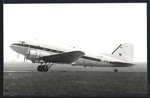 Fotografie Flugzeug Douglas DC-3 Kennung G-APML