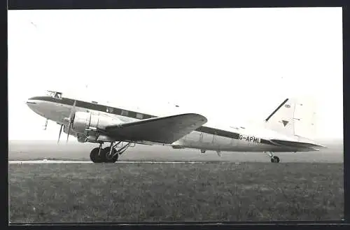Fotografie Flugzeug Douglas DC-3 G-APML