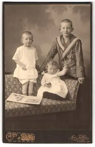 Fotografie Max Zeller, Göppingen, Grabenstrasse 25, Portrait dreier Kinder