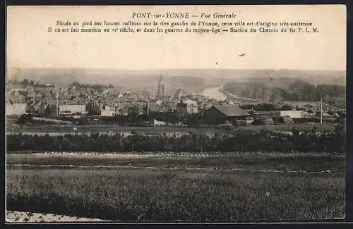 AK Pont-sur-Yonne, Vue générale de la ville avec collines et rivière en arrière-plan