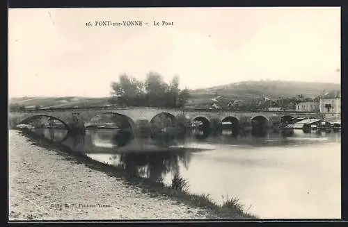 AK Pont-sur-Yonne, Le Pont