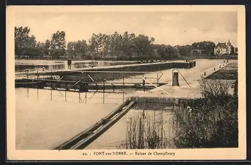 AK Pont-sur-Yonne, Écluse de Champfleury