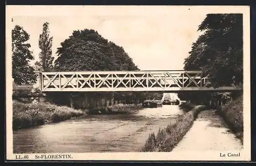 AK St-Florentin, Le Canal et le pont métallique entourés d`arbres