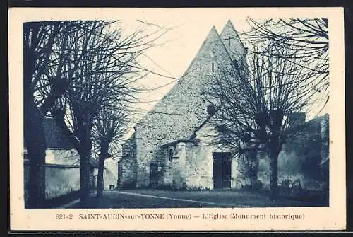 AK Saint-Aubin-sur-Yonne /Yonne, L`Église, Monument historique