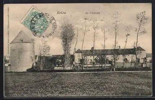 AK Brion, Le Château avec arbres en alignement