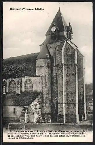 AK Dixmont /Yonne, L`Église, édifice du XIIIe siècle avec clocher et détails sculptés