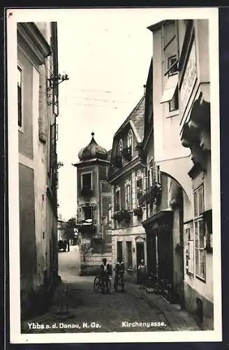 AK Ybbs a. d. Donau, Blick in die Kirchengasse