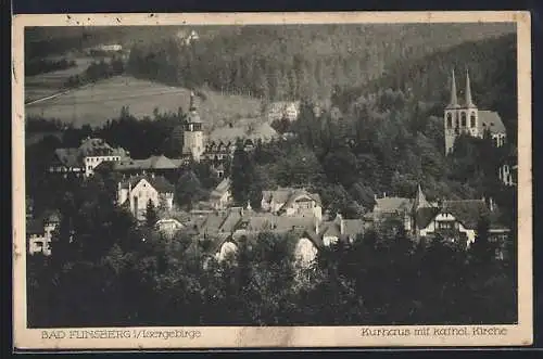 AK Bad Flinsberg i. Isergebirge, Kurhaus mit kathol. Kirche