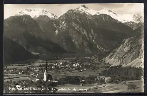 AK Nassereith /Fernpassstrasse, Ortsansicht mit Dormitz und Loreaspitze