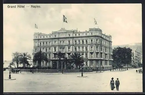 AK Naples, Grand Hôtel