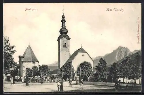AK Ober-Tarvis, Blick auf den Marktplatz mit Kirche