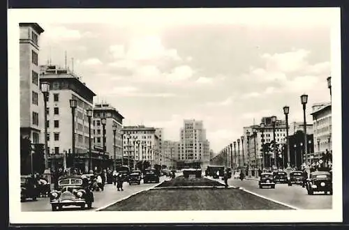 AK Berlin, Blick in die Stalinallee