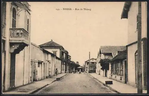 AK Dakar, Rue de Thiong