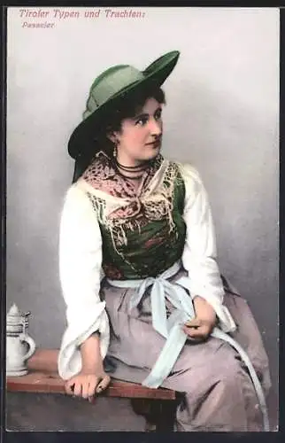 AK Frau aus dem Passeiertal in Tracht