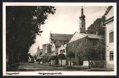 AK Deggendorf, Hengersbergerstrasse mit Kirche
