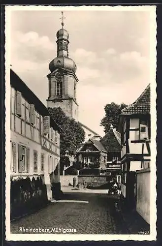 AK Rheinzabern, Partie in der Mühlgasse mit Blick auf die Kirche
