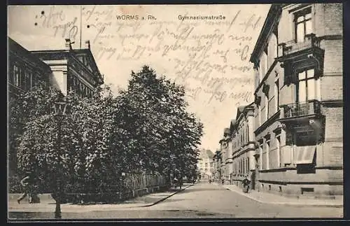 AK Worms a. Rh. Blick in die Gymnasiumstrasse
