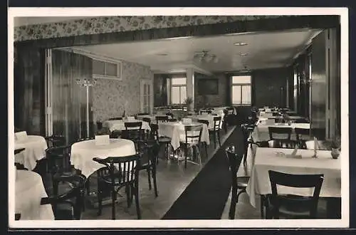 AK St. Georgen /Schwarzwald, Café Schöner, Innenansicht