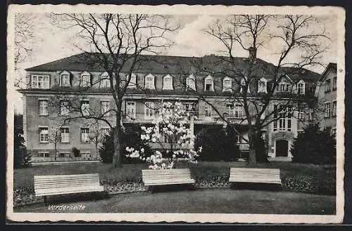 AK Friedberg i. H., Vorderseite des städt. Bürgerhospitals (Krankenhaus)