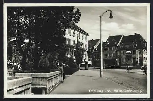 AK Offenburg i. B., Partie in der Strasse
